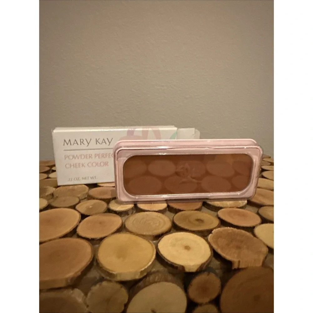 Mary Kay POWDER PERFECT Cheek Color Cashmere #5297 NOS‎ In Box .22 Oz